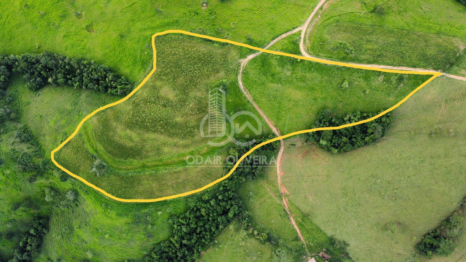 Terreno na Serra da Canastra com Vista Privilegiada, Prximo ao Bar do Diu