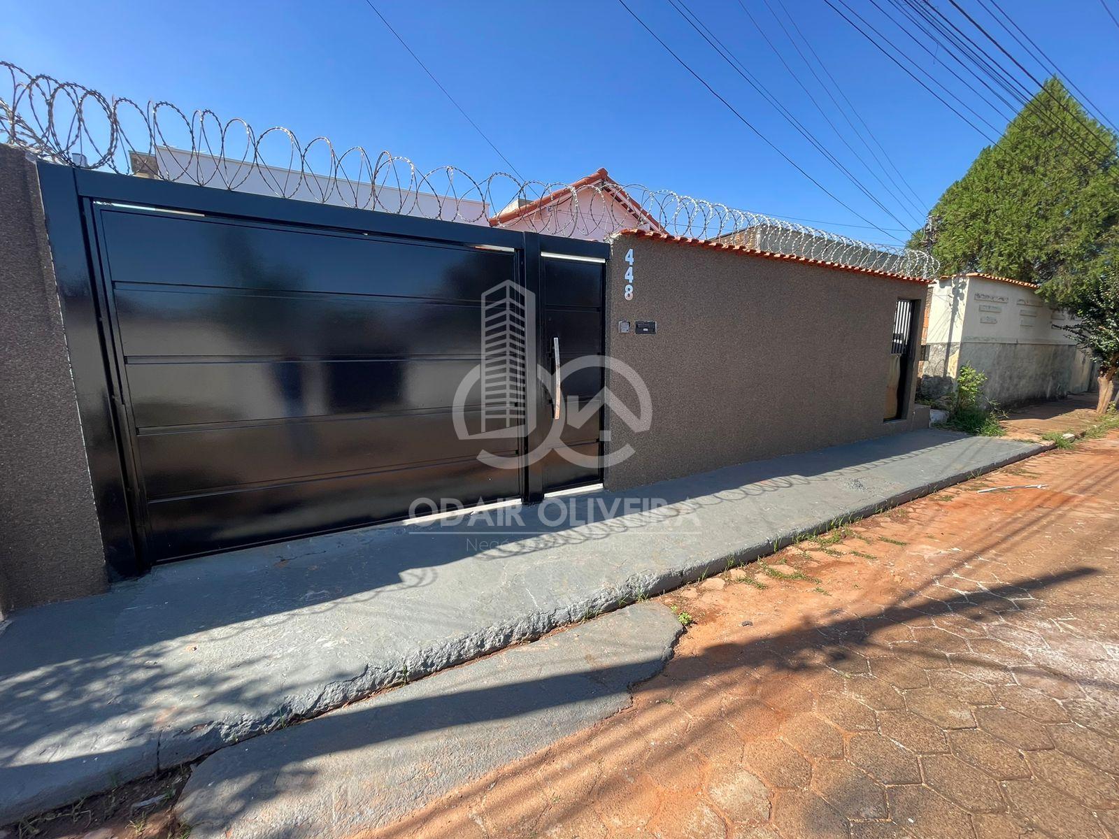 Casa com Piscina e Hidromassagem  venda, COHAB II, PASSOS - MG