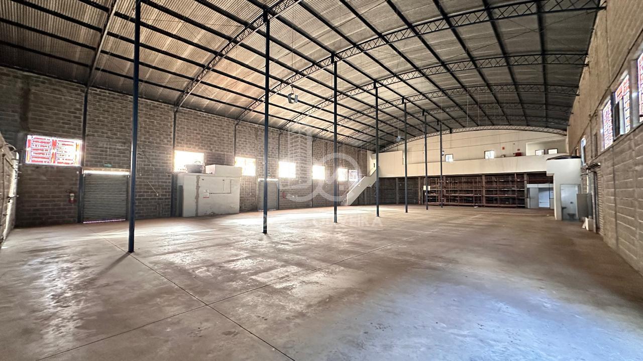 Galpo de 2500m  disponvel para locao, DISTRITO INDUSTRIAL, PASSOS - MG