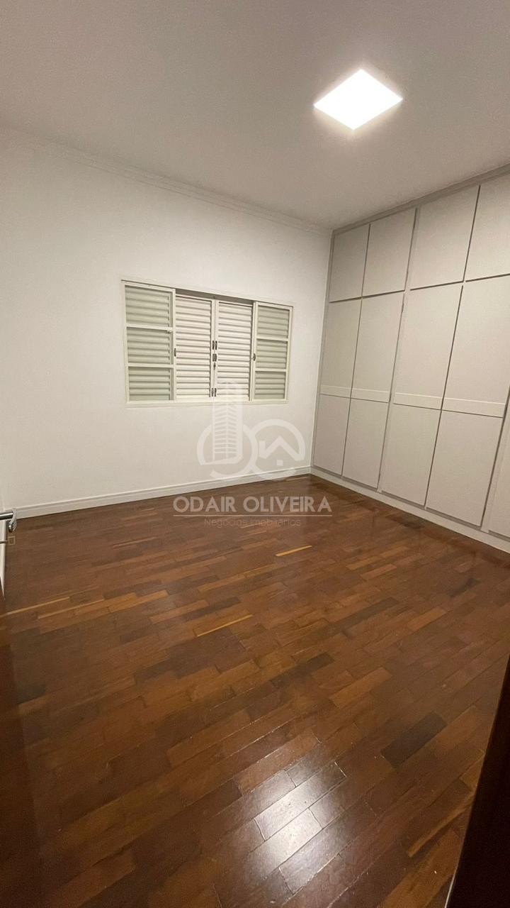 Odair Oliveira Negcios Imobilirios em Passos MG