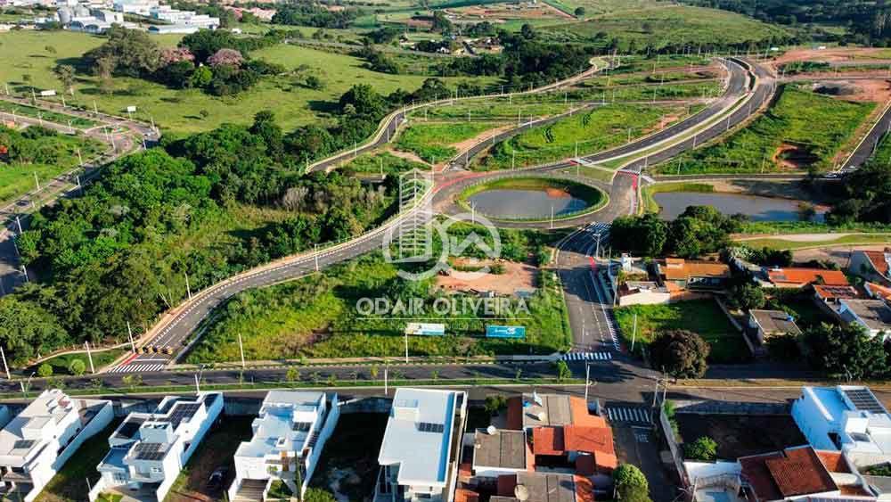 TERRENO DE 250M  A VENDA NO JARDIM DOS LAGOS, PASSOS - MG