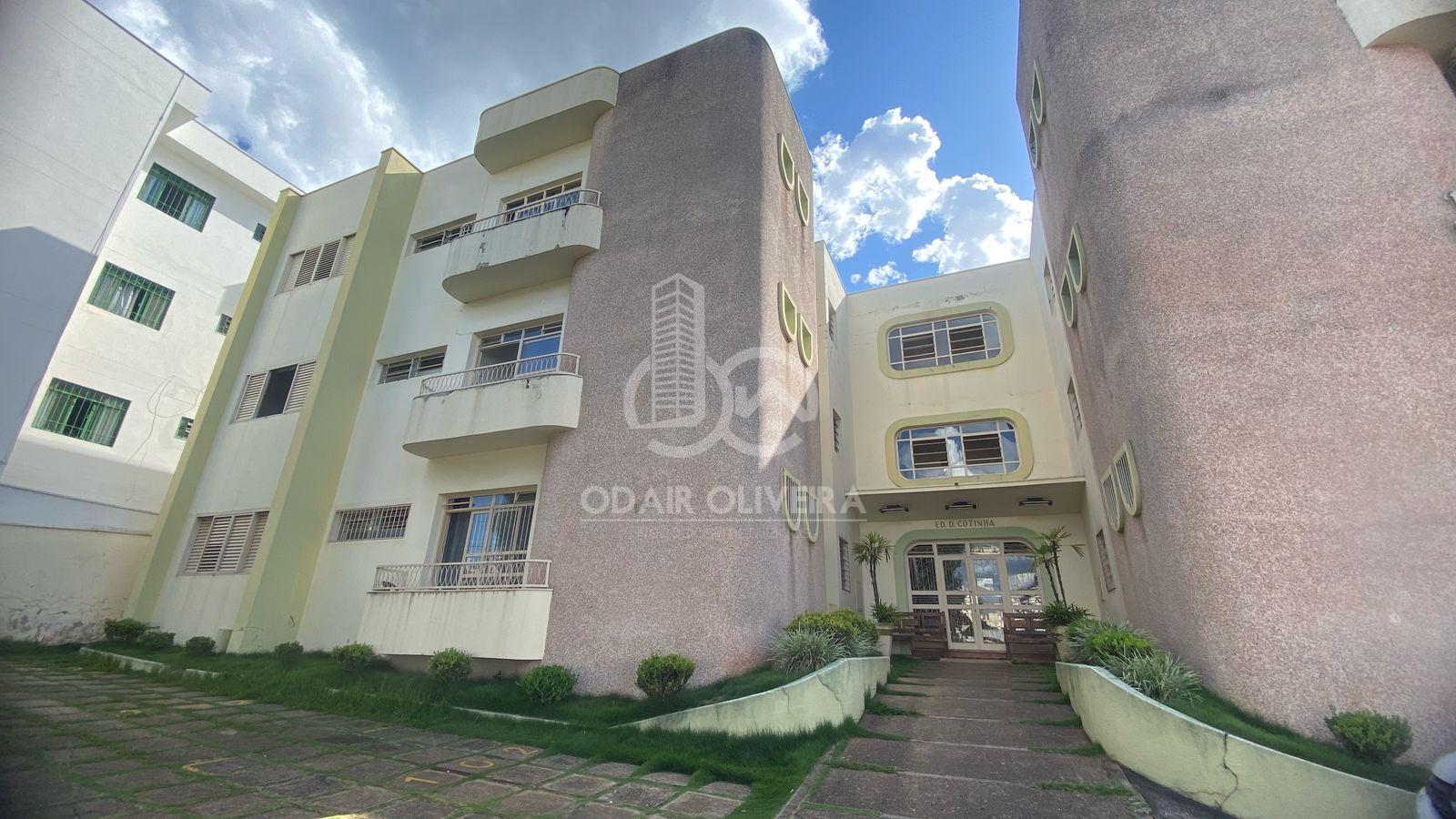 Apartamento bem localizado, com trs dormitrios sendo 1 sute, locao, Muarama, PASSOS - MG