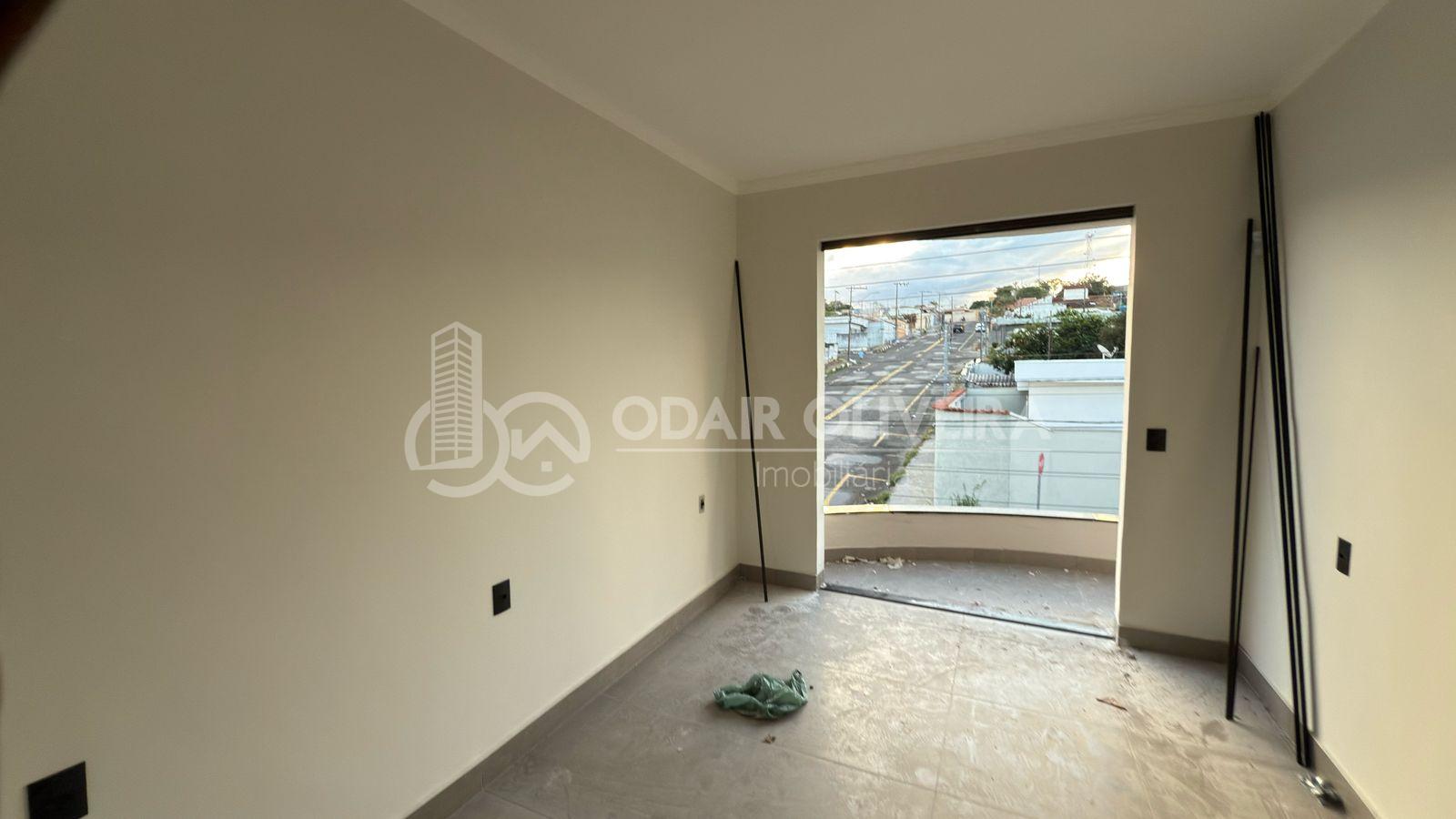 Odair Oliveira Negócios Imobiliários em Passos MG