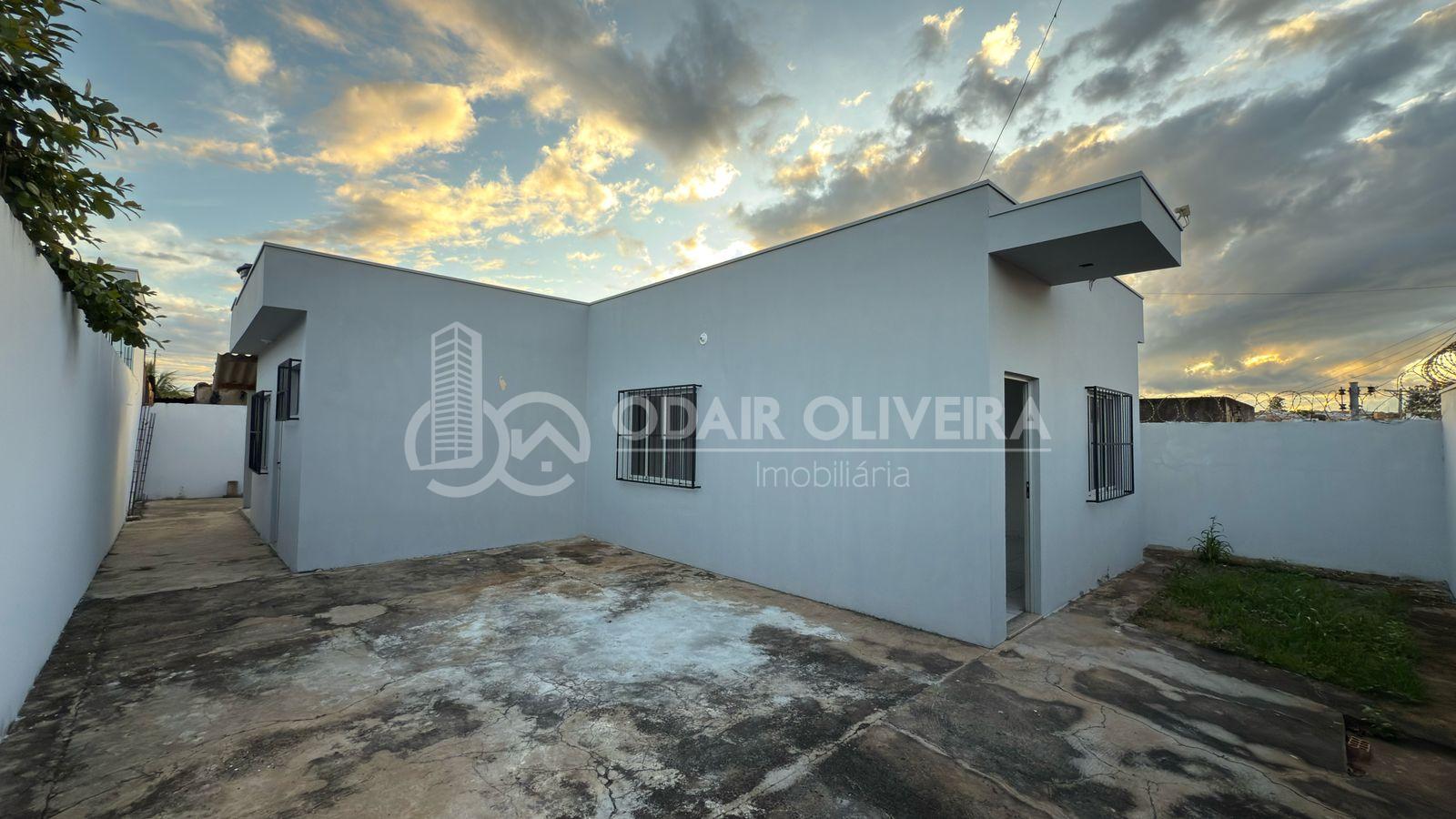 Casa com 2 dormitrios  venda, no BAIRRO PRIMAVERA, PASSOS - MG
