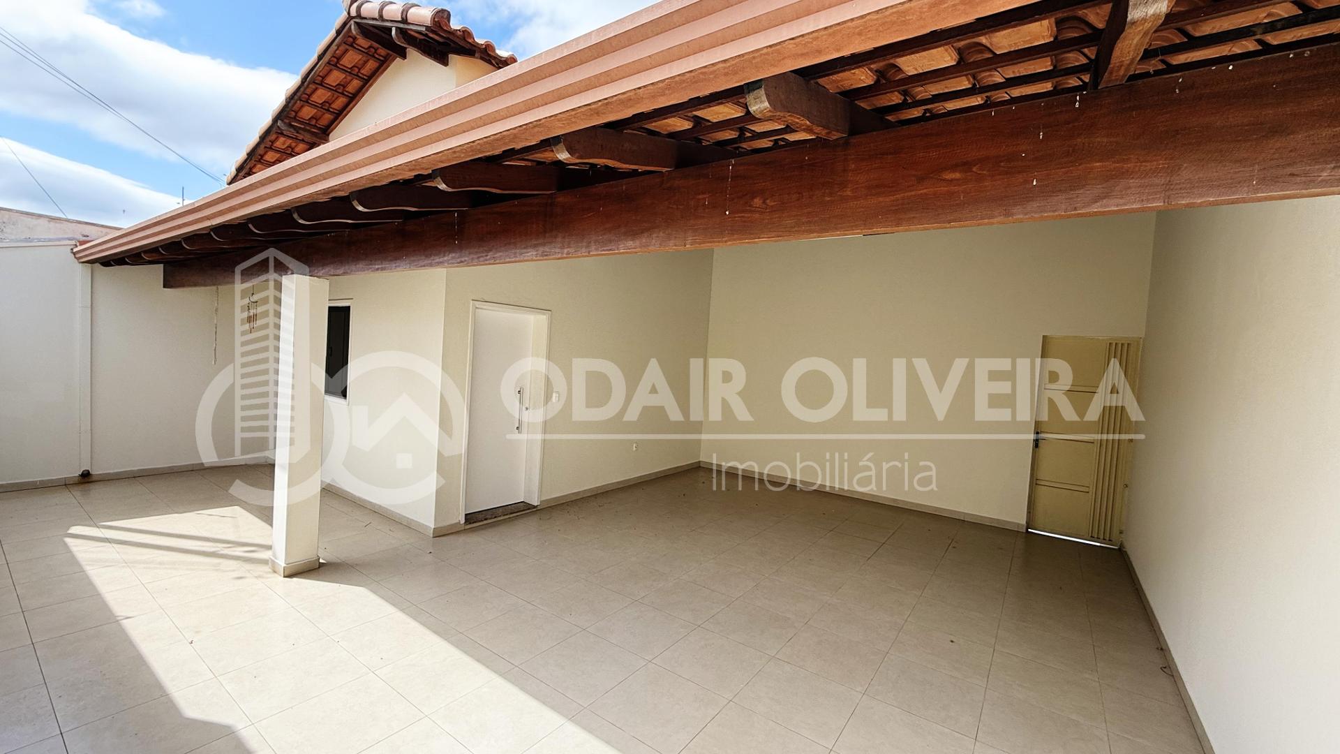 Casa  venda no bairro Francisca Silveira , Penha, PASSOS - MG