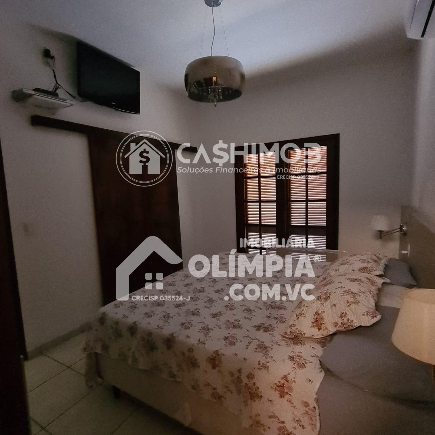 Casa à venda com piscina, área gourmet, 3 quartos   1 suíte  e...