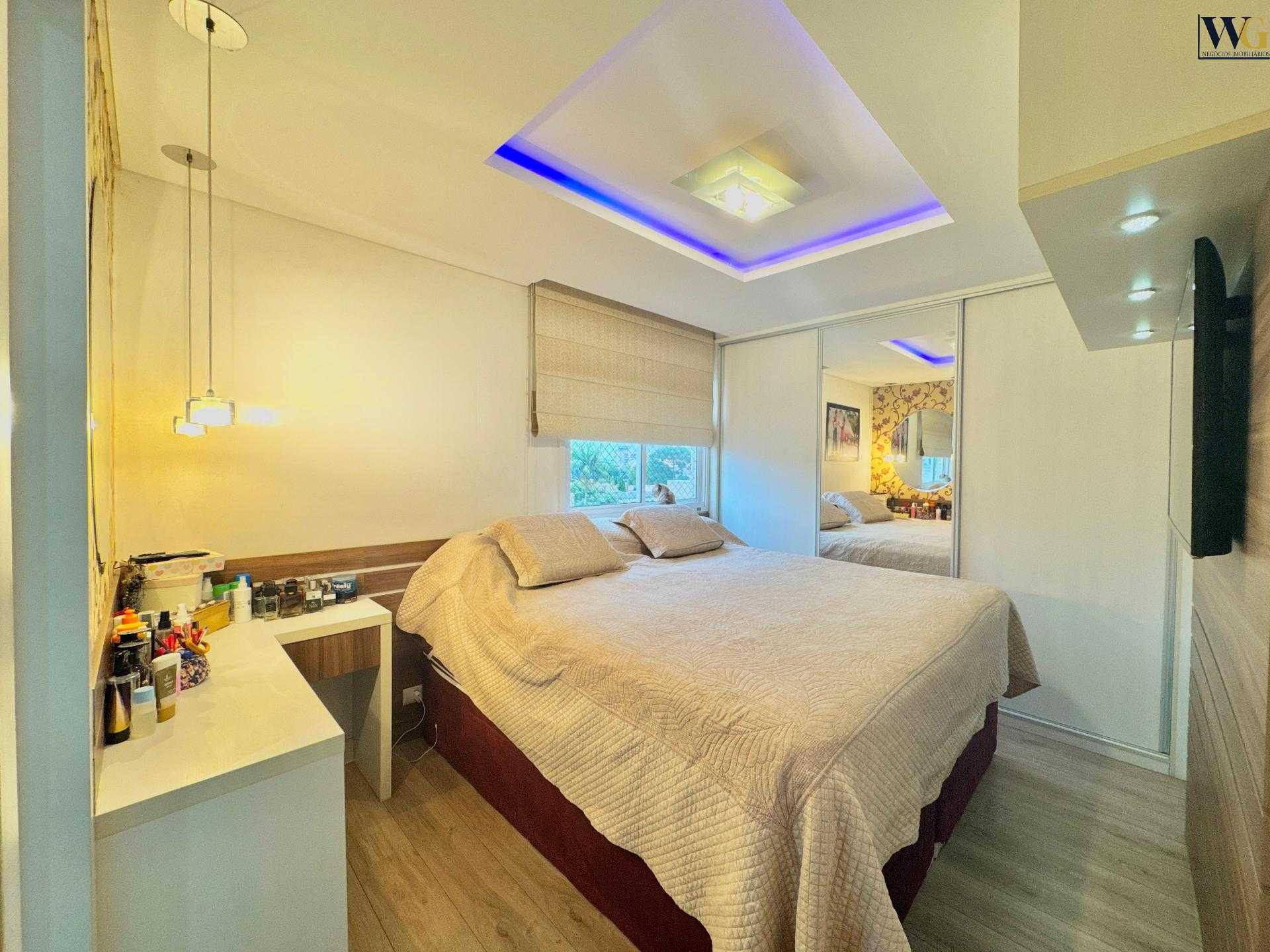 Apartamennto a venda PINHEIRINHO, porteira fechada 