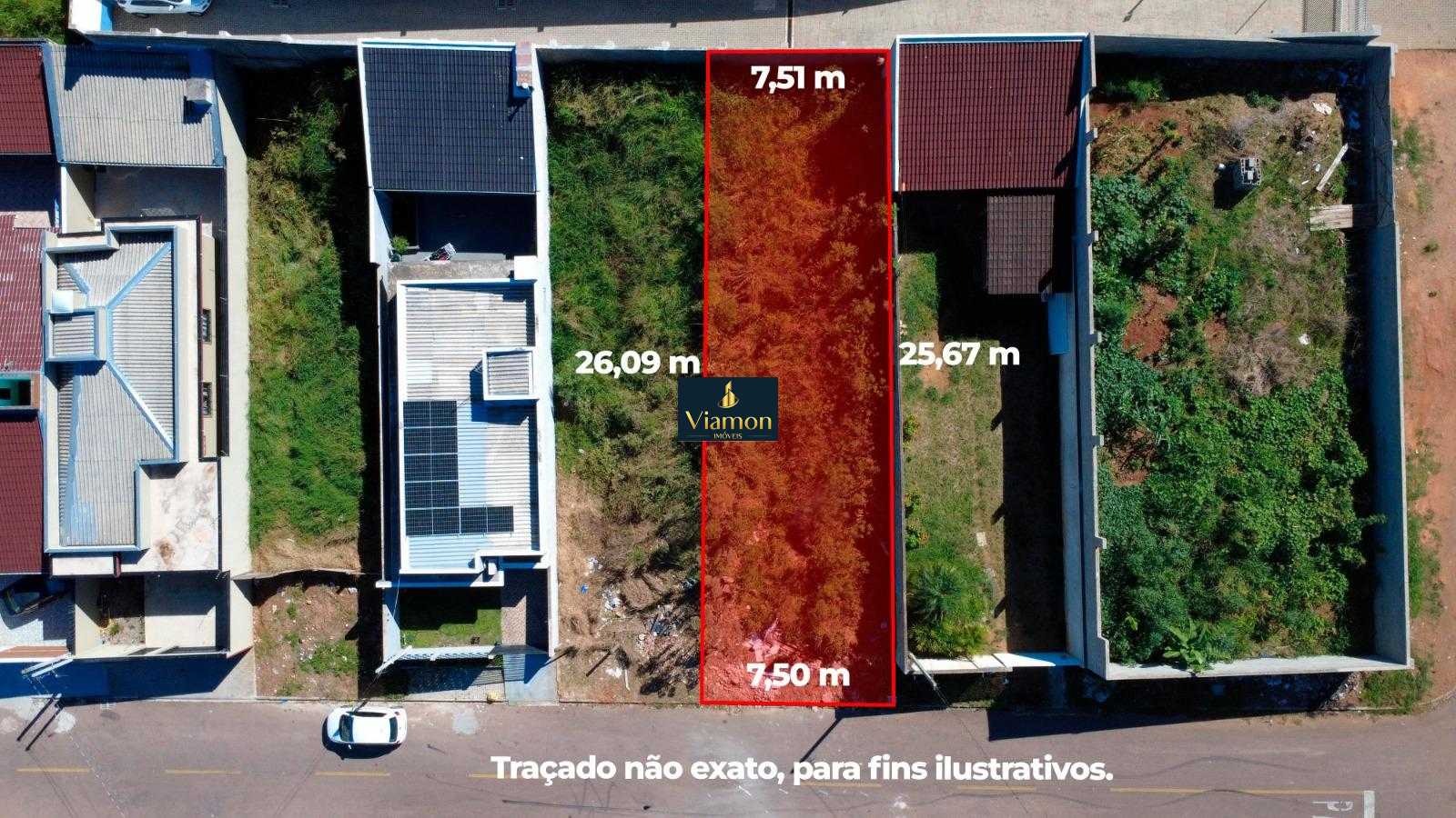 EXCELENTE SOBRADO TRIPLEX  EM CONDOM?NIO
