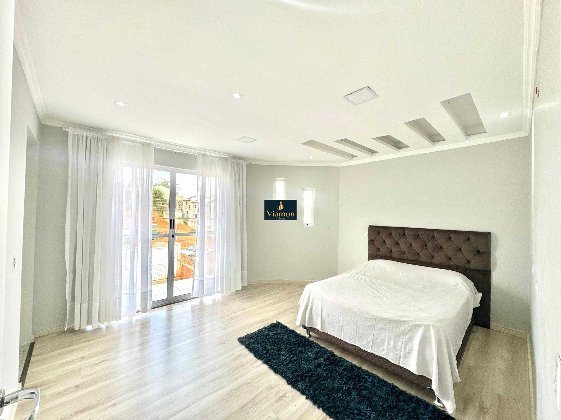Sobrado mobiliado e decorado a venda no ecoville