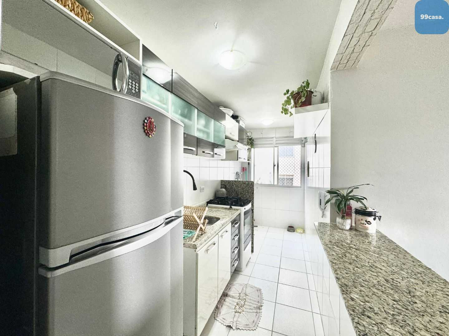 Apartamento com 2 dormitórios à venda, 46 m  por R  310.000,00...
