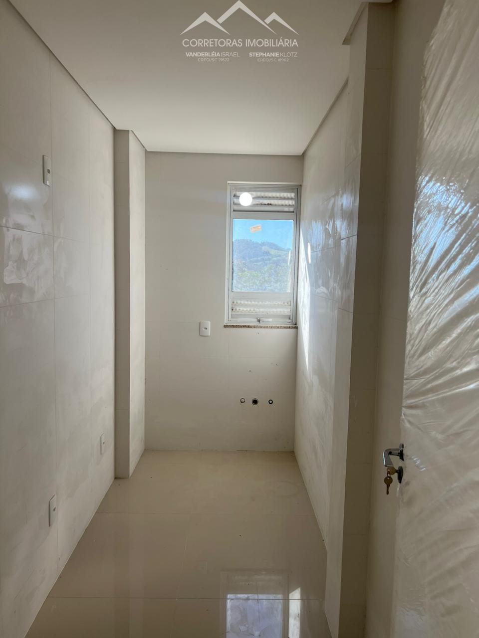 Apartamento à venda com 3 quartos, 244m² - Foto 27