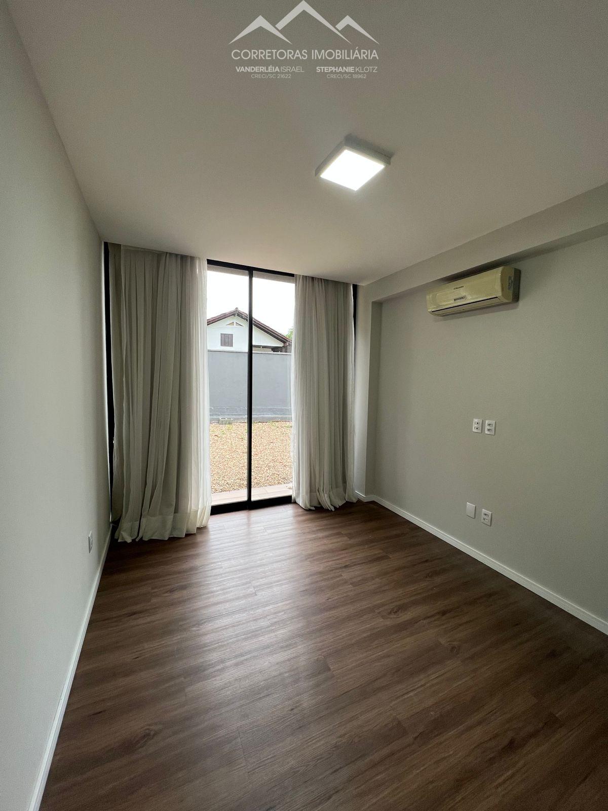 Casa à venda com 3 quartos, 159m² - Foto 8