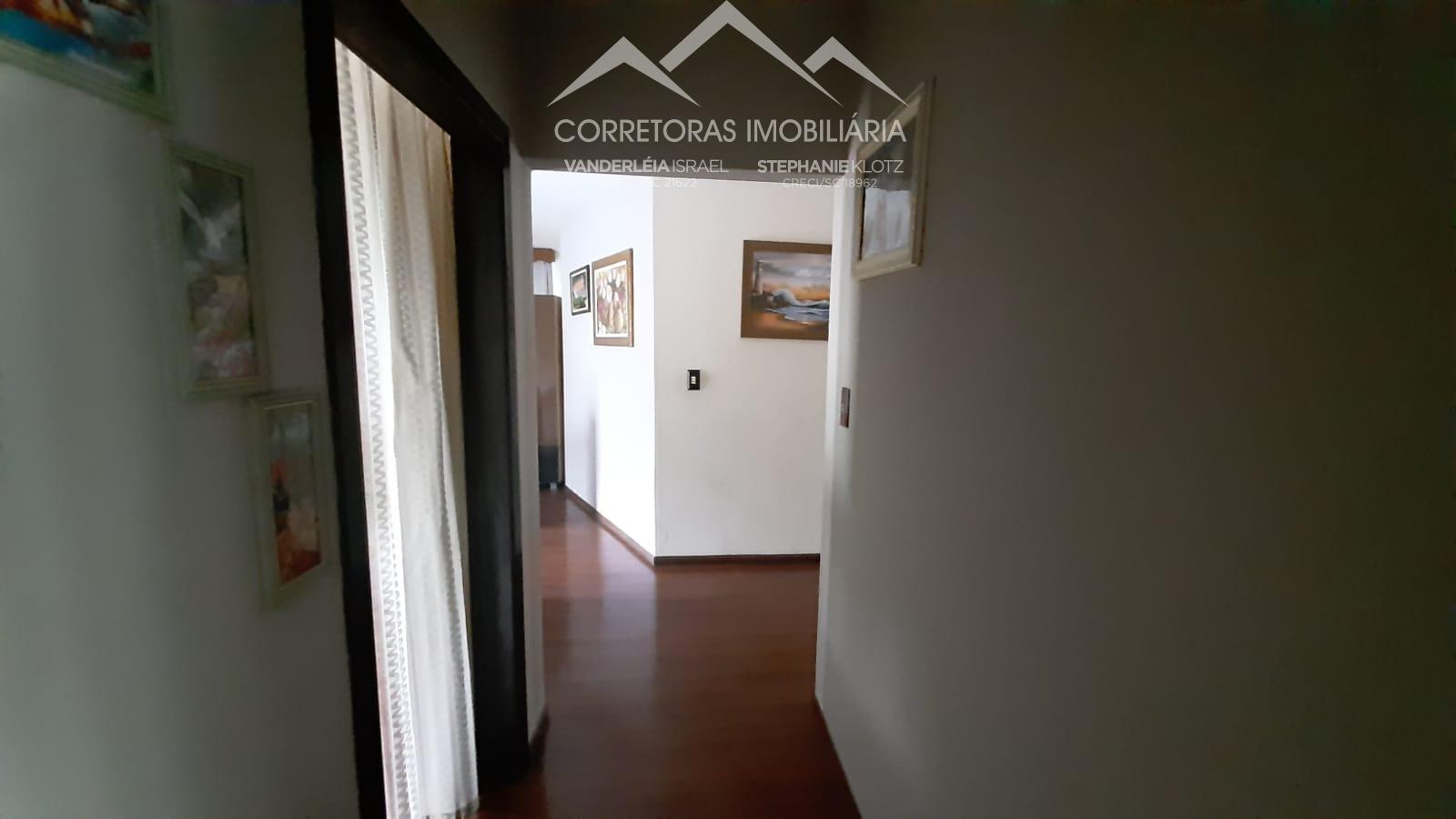 Casa à venda com 4 quartos, 258m² - Foto 7