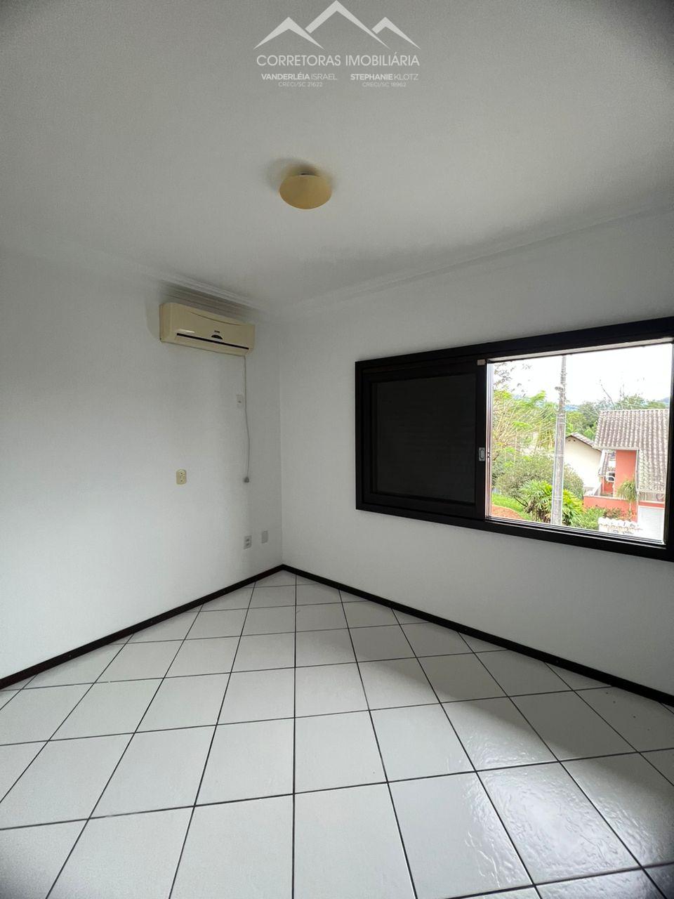 Casa à venda com 3 quartos, 270m² - Foto 16