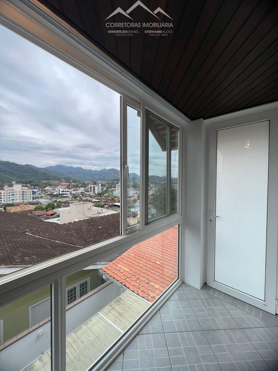 Casa à venda com 3 quartos, 270m² - Foto 27