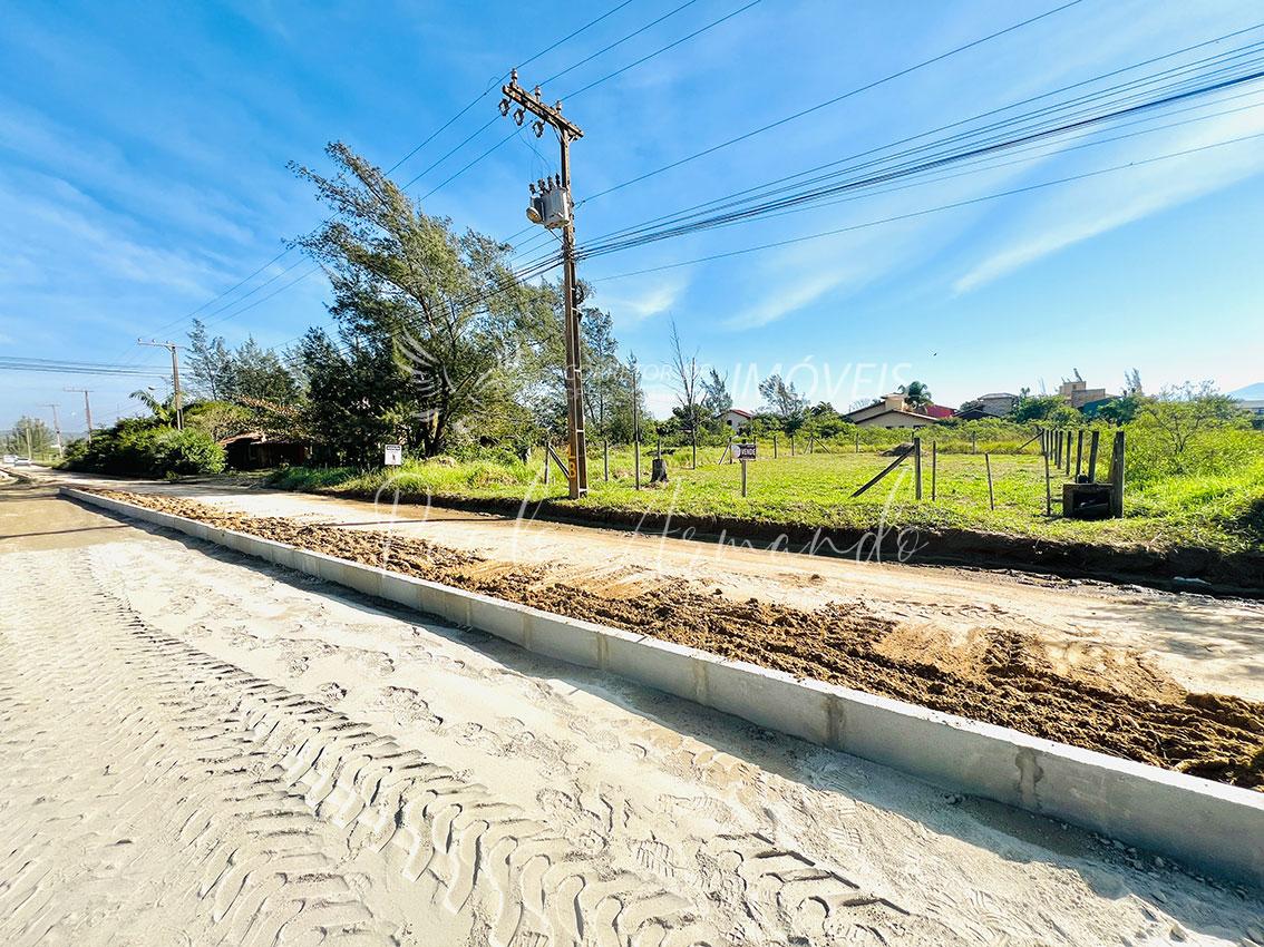 Terreno Comercial na Avenida Baleia Franca, Praia de Ibiraquer...