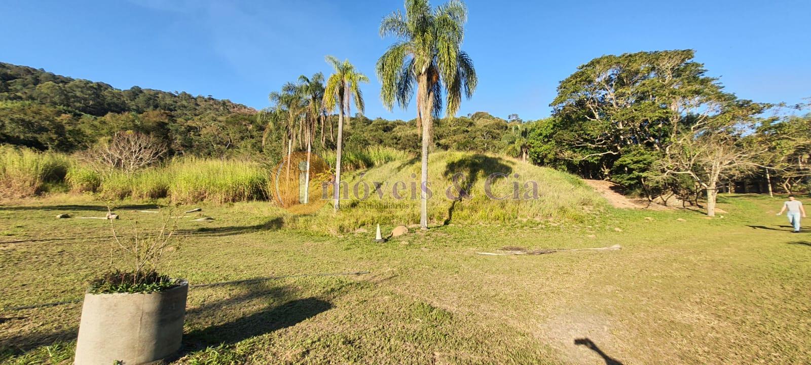 Atibaia-SP Terreno de 5.848 m2 Totalmente plano em Condomínio ...