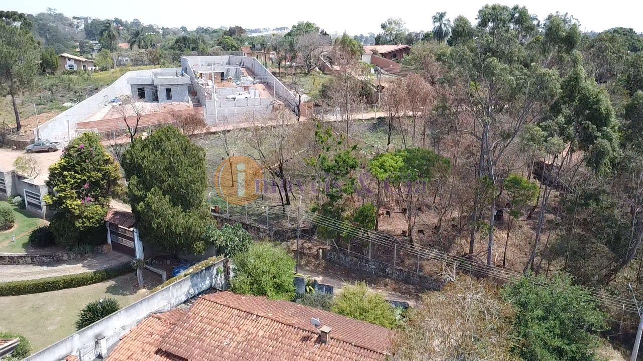 Atibaia-SP Terreno de 713m  com frente para duas ruas Jd. Estâ...