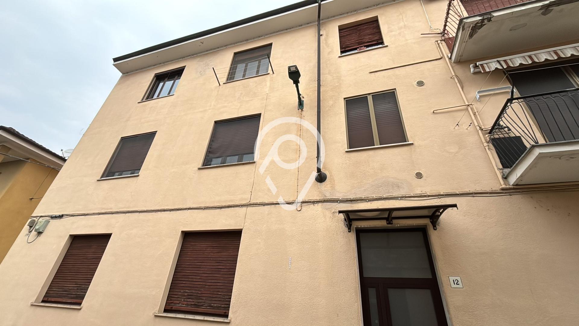 Apartamento com 2 dormitórios à venda, CASALE MONFERRATO - AL