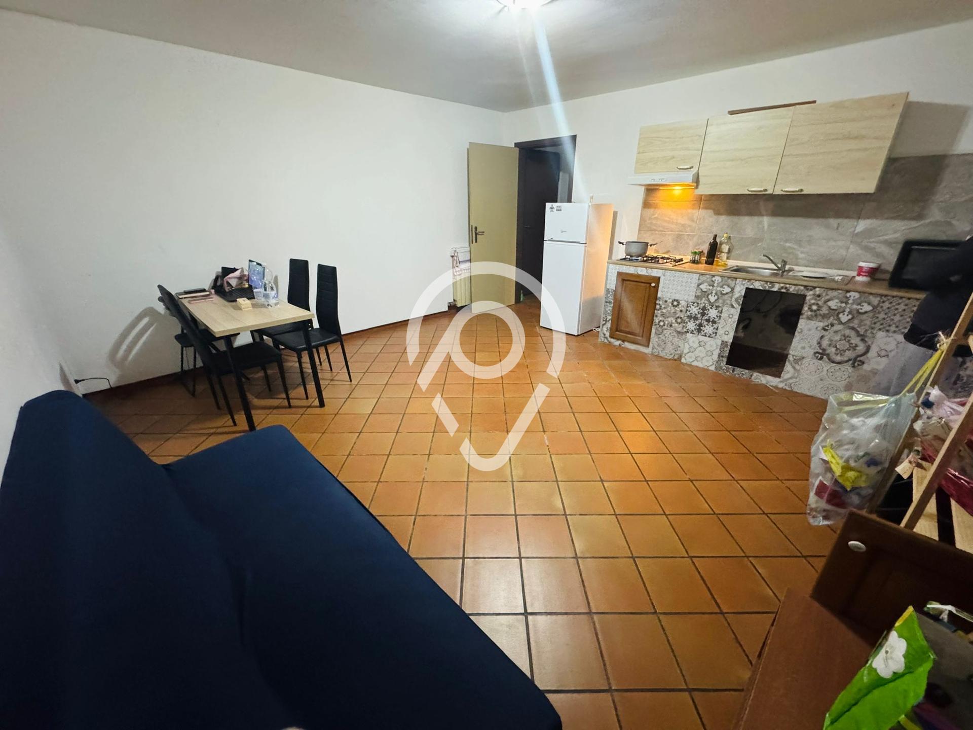 Apartamento com 2 dormit?rios para loca??o, Centro, Strambino ...