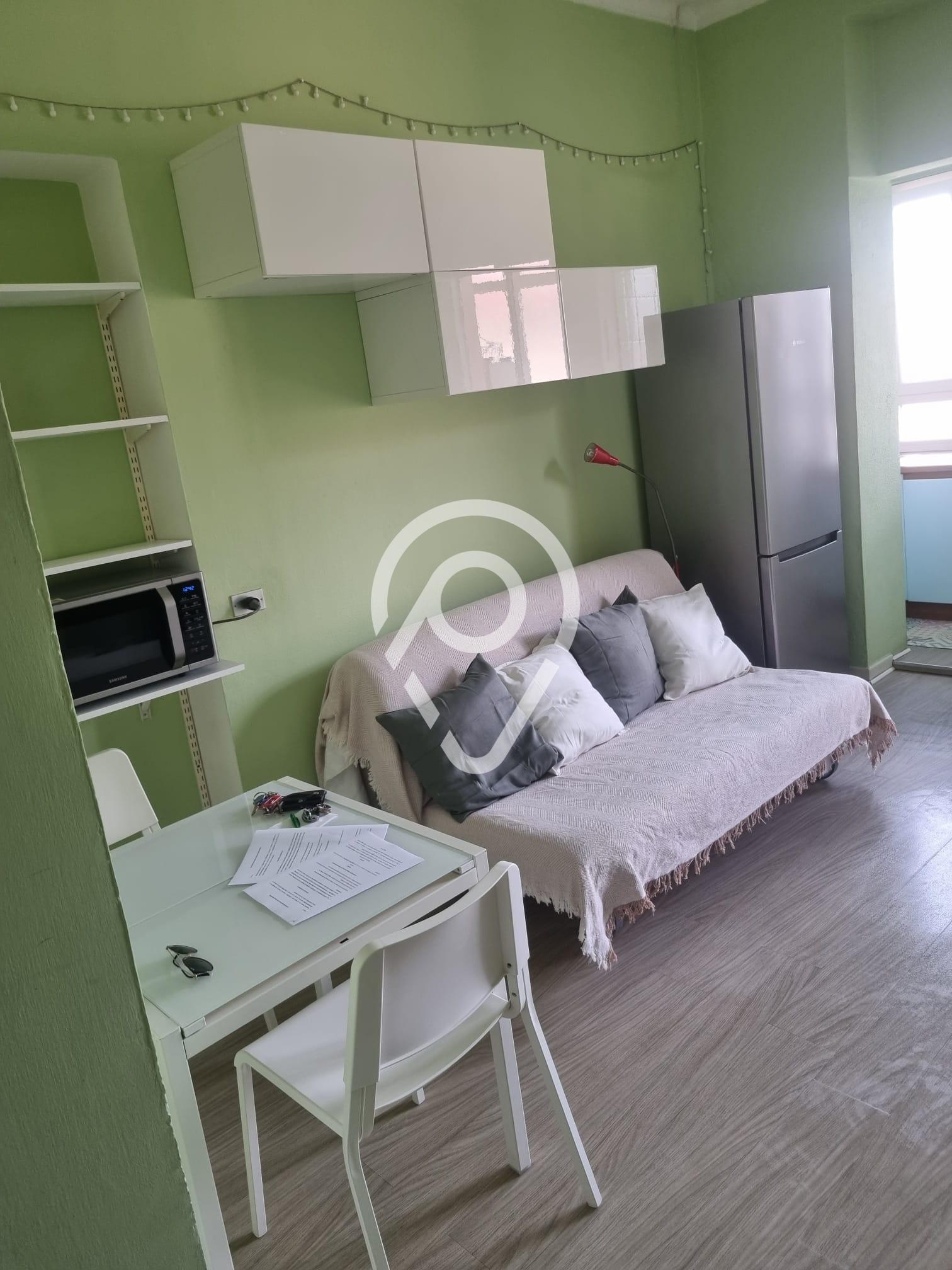 Apartamento com 1 dormitório para locação, San Donato, Torino ...