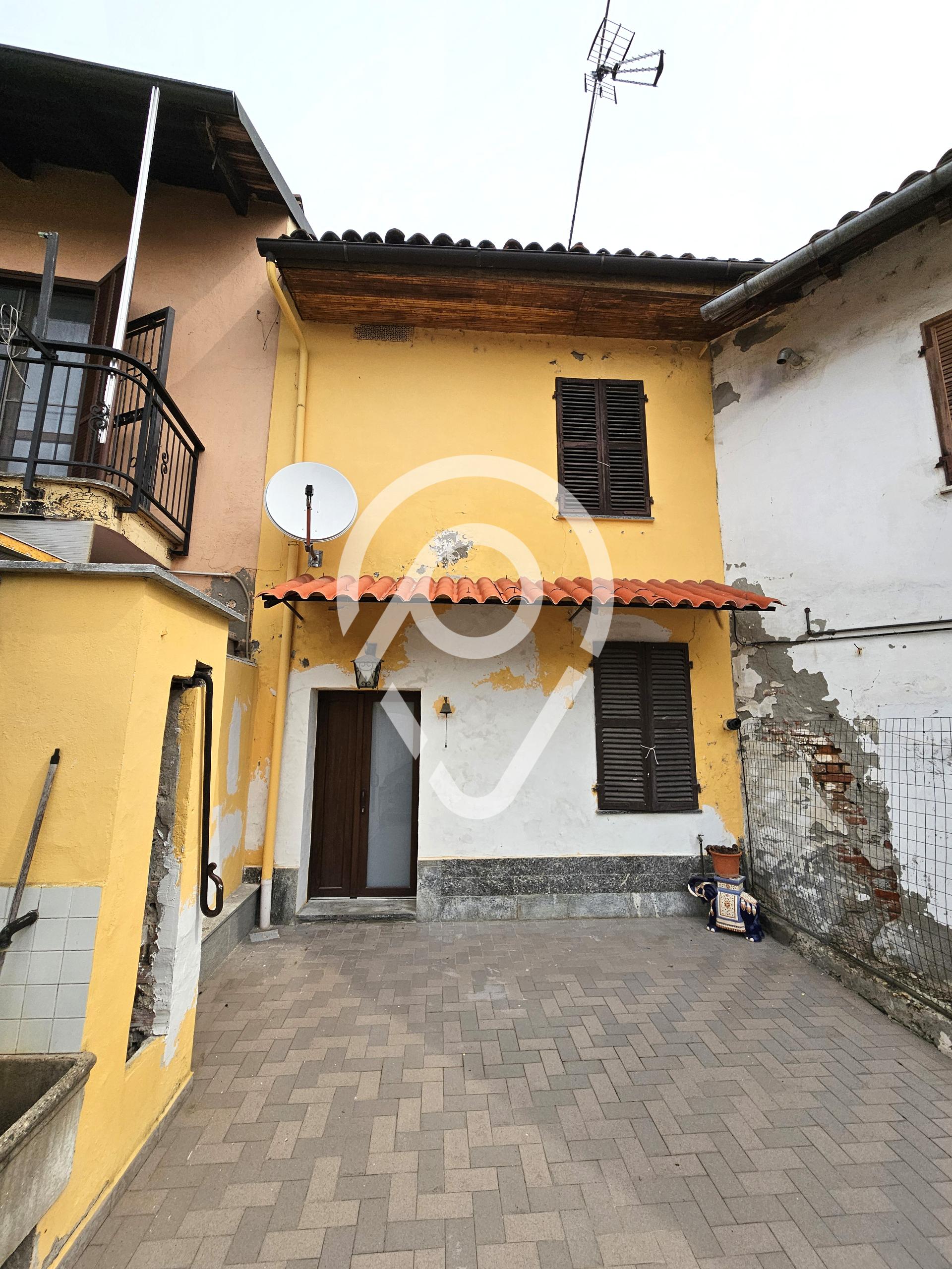 Casa com 1 dormit?rio ? venda, FONTANETTO PO - VC