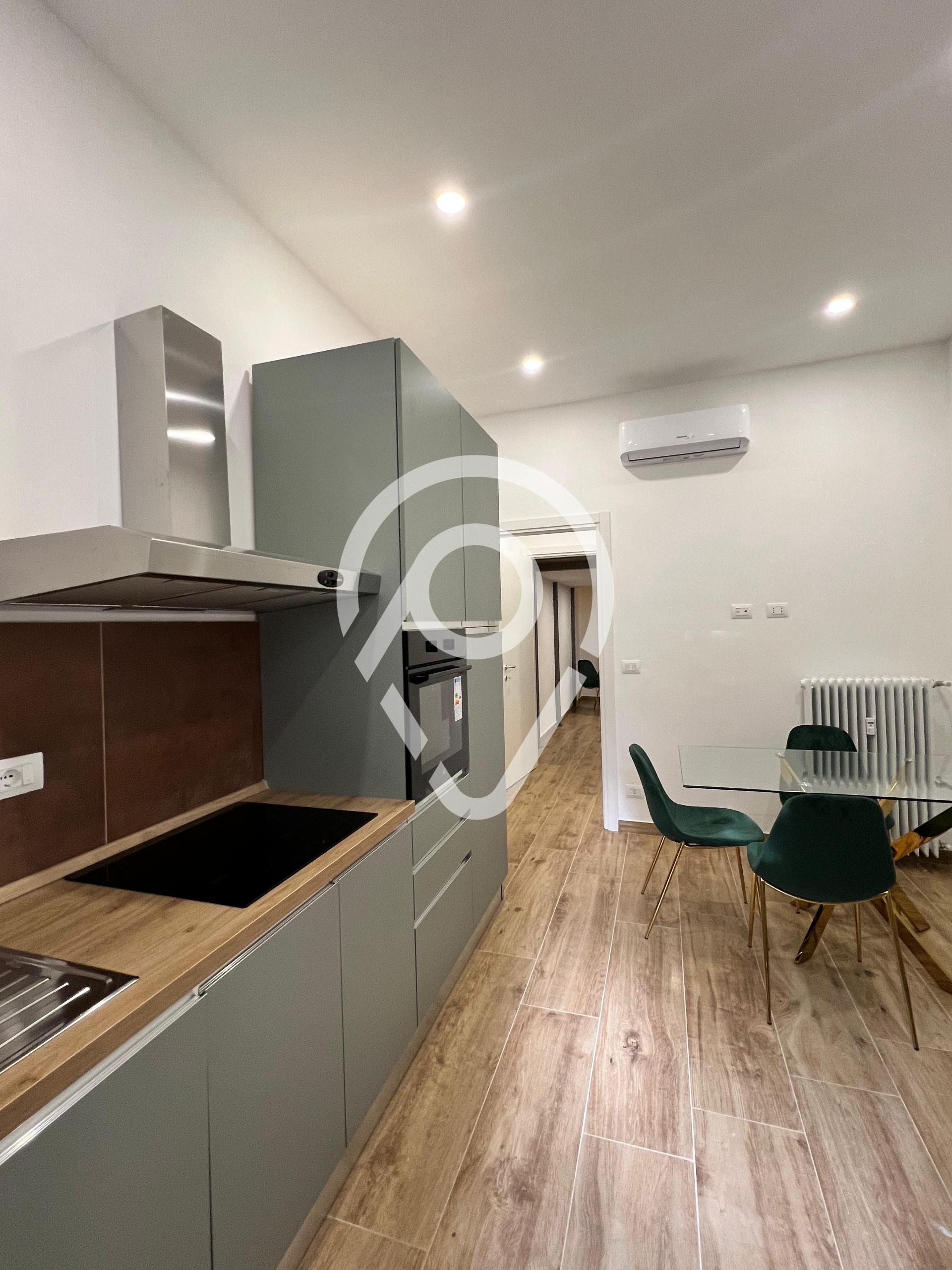 Loft com 1 dormitório para locação, Cenisia, Torino - TO