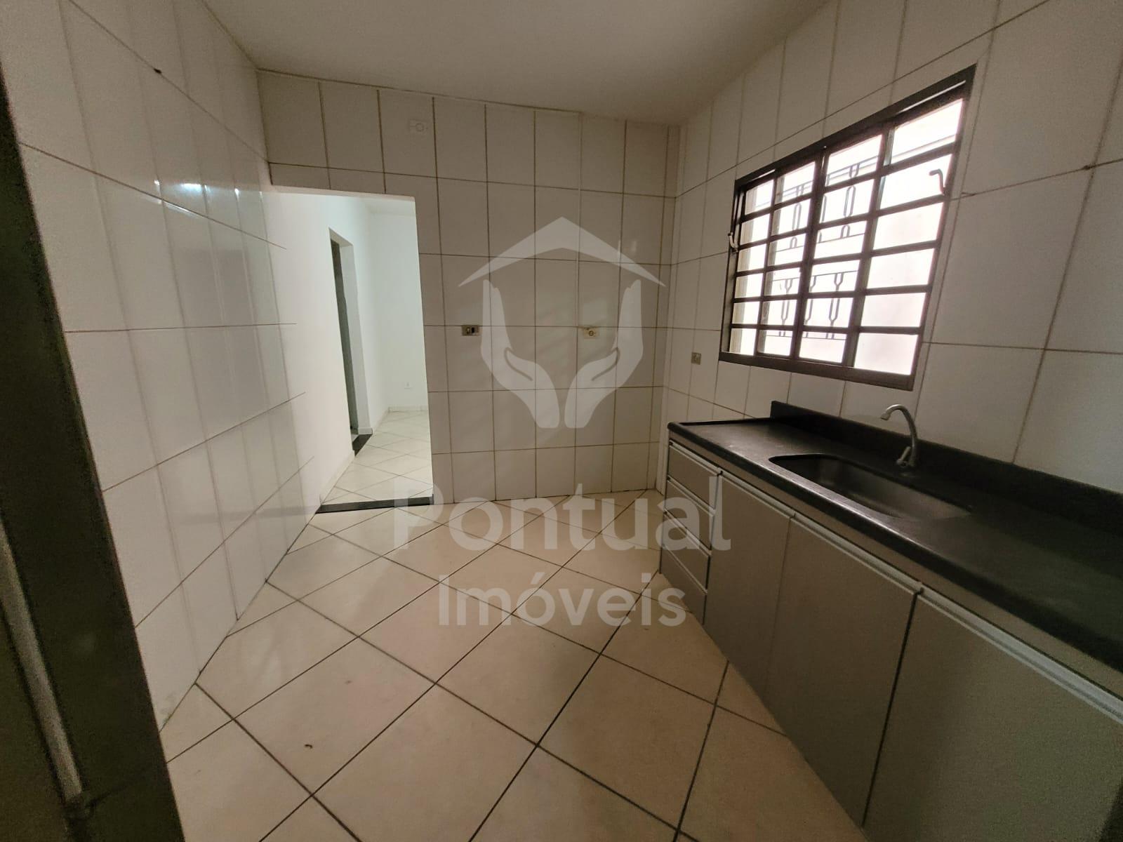 Casa com 3 dormitórios para locação, Saraiva, UBERLANDIA - MG