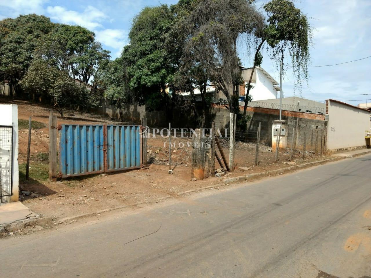 POTENTIAL VENDE TERRENO - Bairro Gr. São Vicente, São Jose da Lapa MG