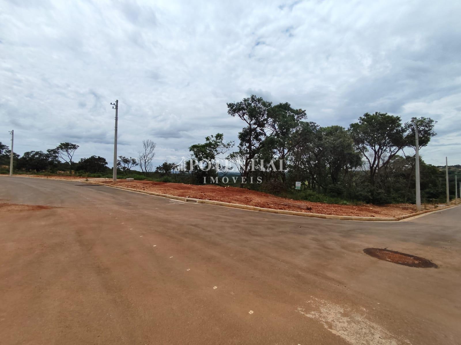 POTENTIAL VENDE TERRENO Metragem de 570m2- BAIRRO POMAR DA LAGOA