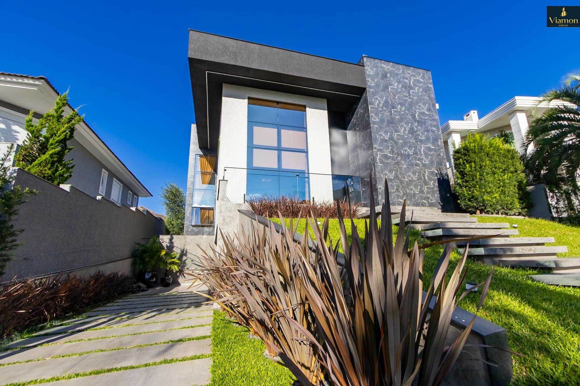 Casa 4 Quartos e 6 banheiros à Venda no Alphaville Pinheiros, ...
