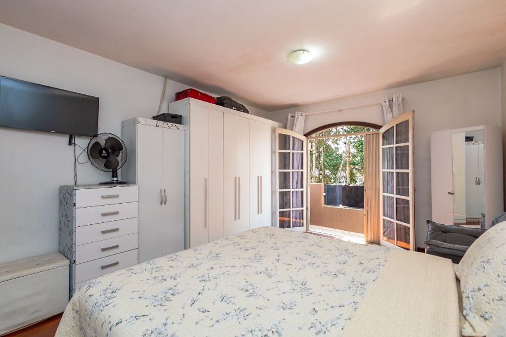 Casa com 3 dormitórios à venda, 122 m  por R  560.000,00 - Atu...