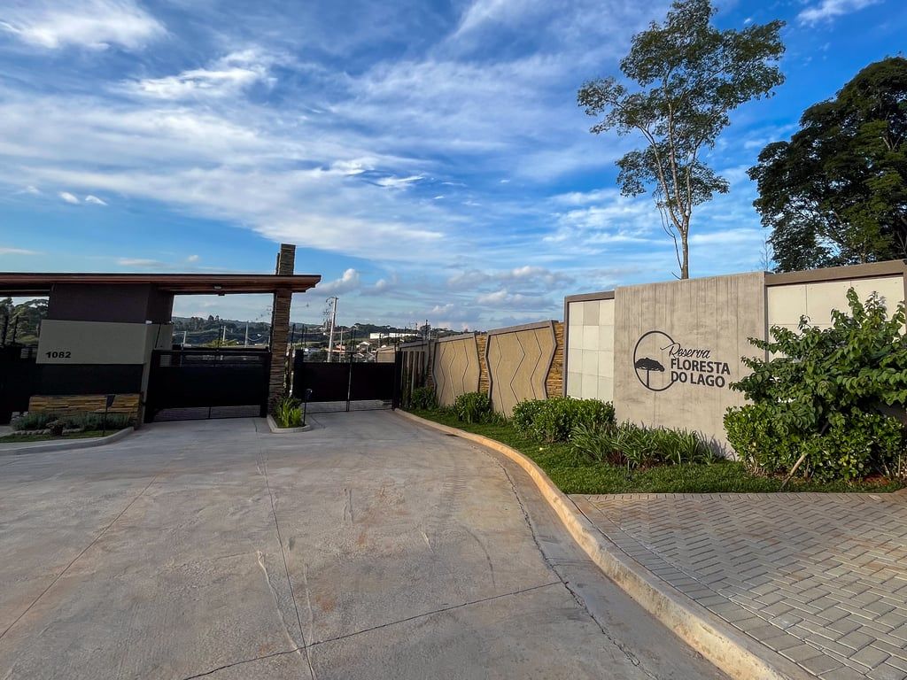 Terreno em condominio , 190 m  por R  267.900,00 - Vila Rivabe...
