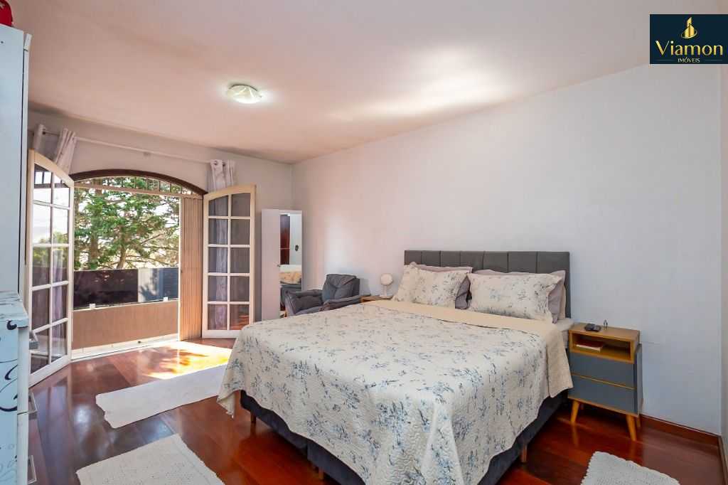 Casa com 3 dormitórios à venda, 122 m  por R  560.000,00 - Atu...