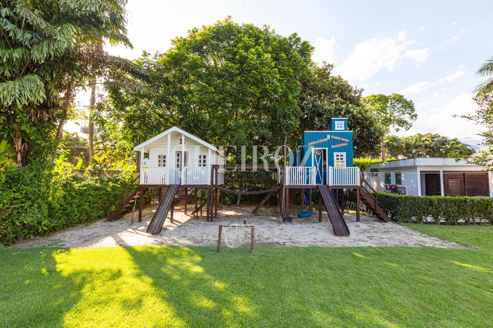 Casa com linda vista, ? venda, Mangaratiba, RIO DE JANEIRO - RJ