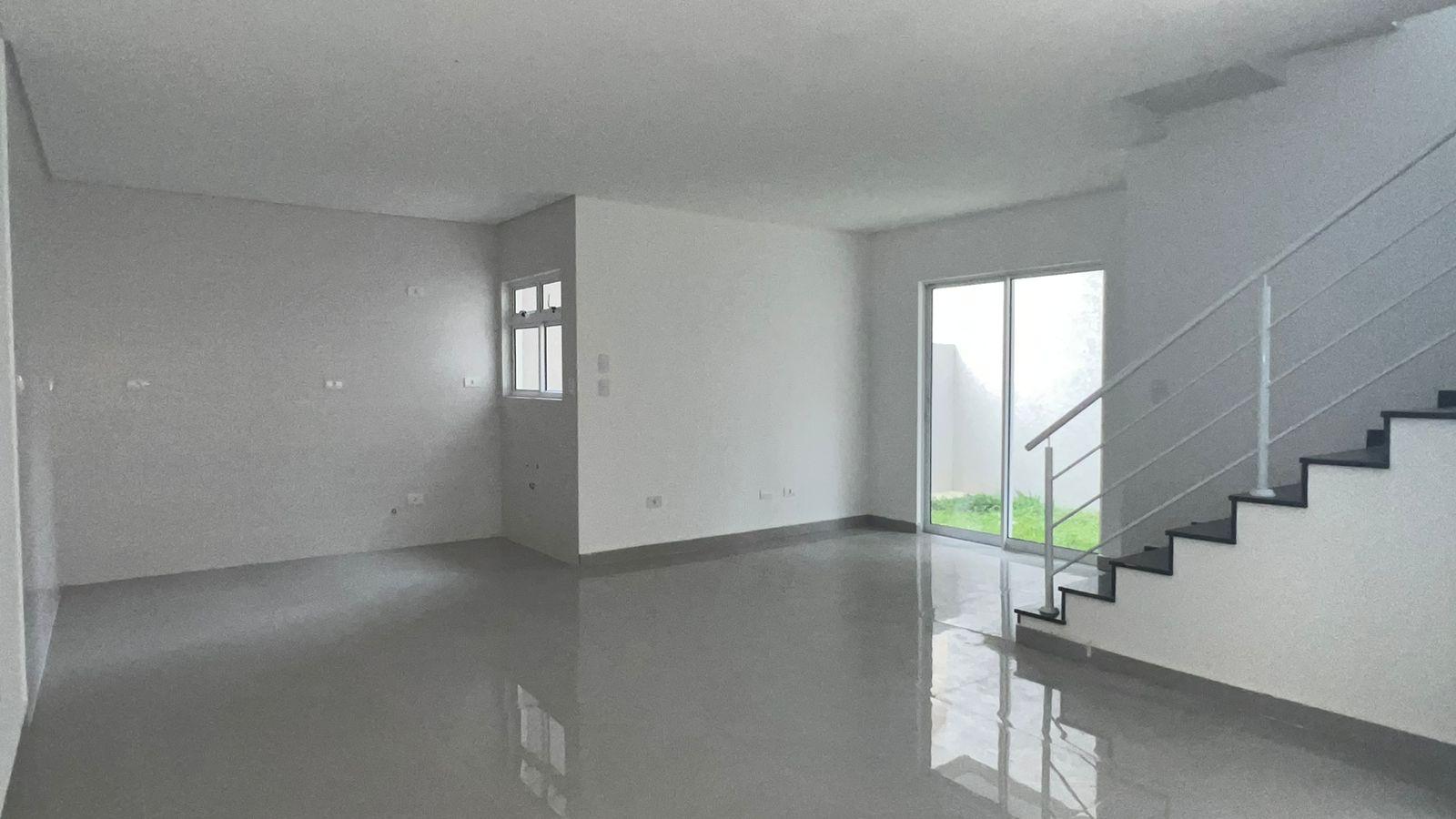 Sobrado à venda - Triplex 120m  - R  660.000,00 -  Xaxim, CURI...