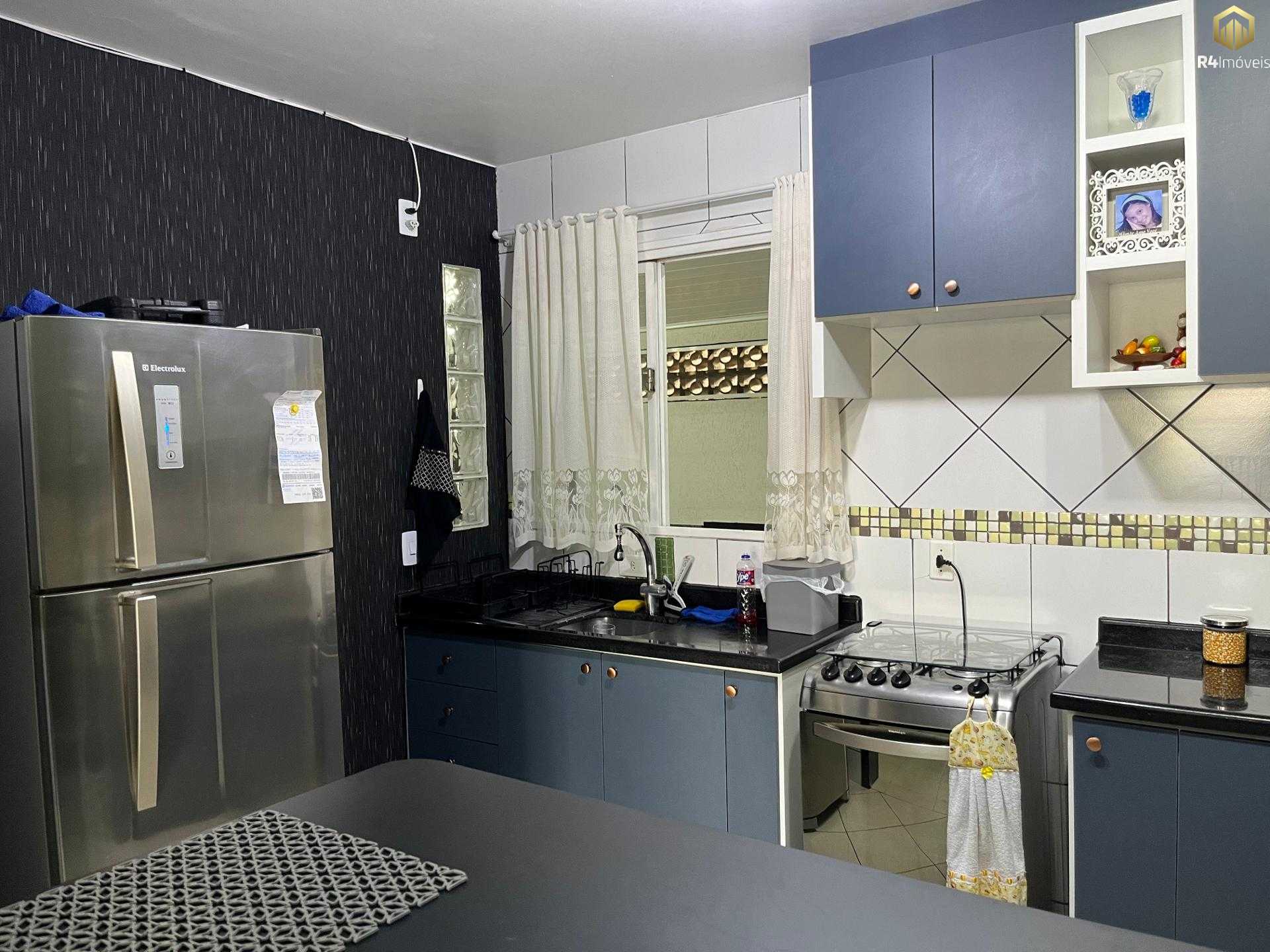 Sobrado à venda - 130m  - R  470.000 - Afonso Pena, SAO JOSE D...