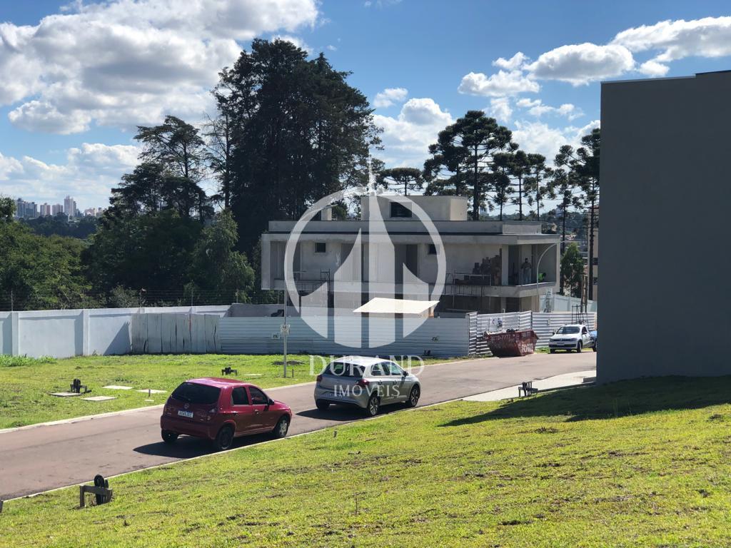 Terreno a Venda localizado no Bairro Alto em Curitiba, Paraná