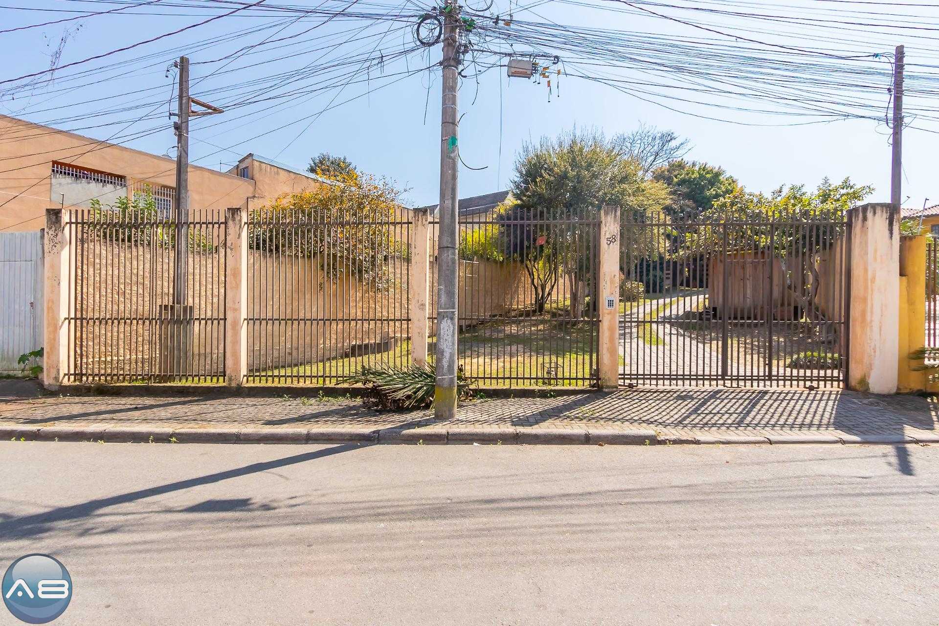 Casa à venda, PORTÃO, DE FRENTE PARA A RUA, AVERBADA, 2 SUÍTES...