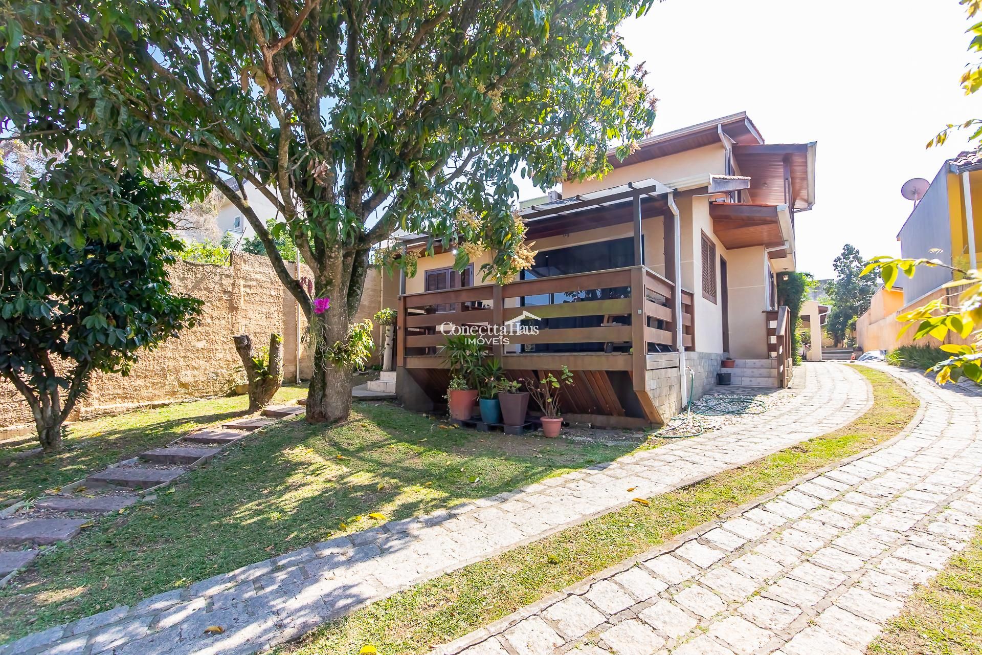 Casa à venda, PORTÃO, DE FRENTE PARA A RUA, AVERBADA, 2 SUÍTES...