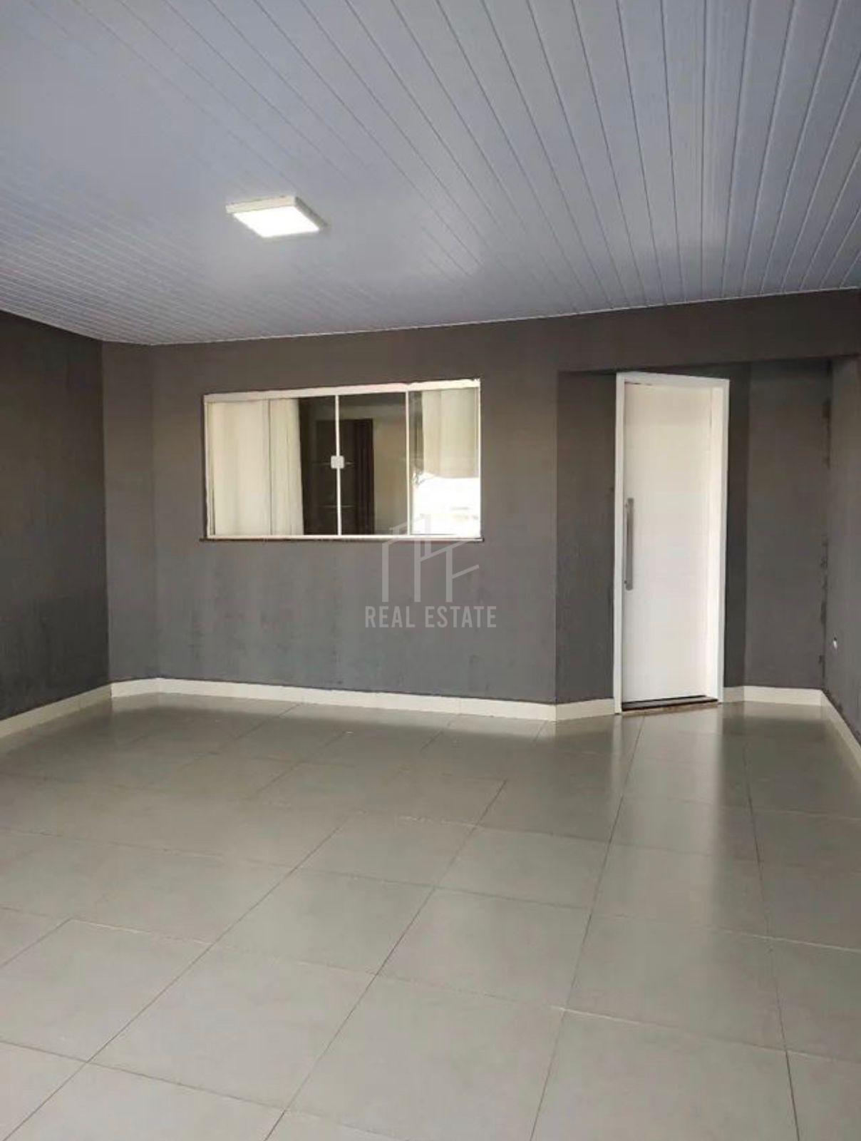 Casa de rua à venda no bairro Interlagos, LONDRINA - PR