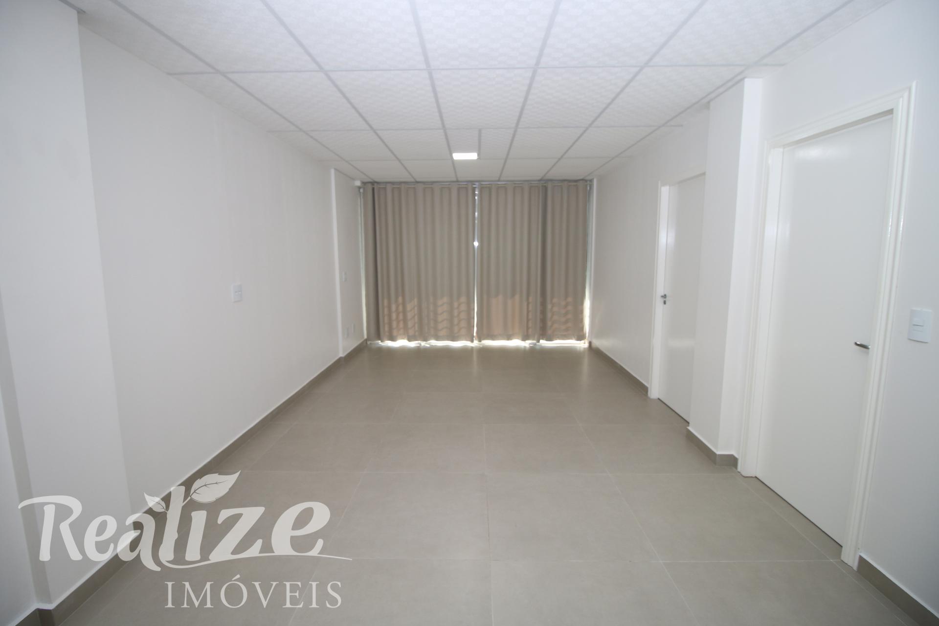 APARTAMENTO TÉRREO - COM PADRÃO DIFERENCIADO E CONFORTÁVEL 