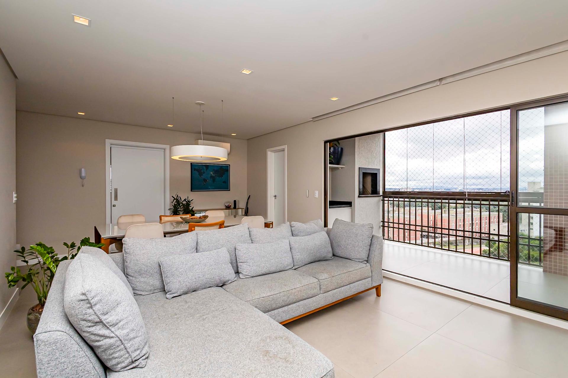 Lindo apartamento à venda 3 quartos  2 vagas no Novo Mundo