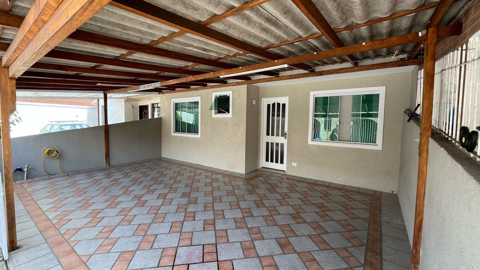 Casa com 03 quartos a venda - Fazendinha