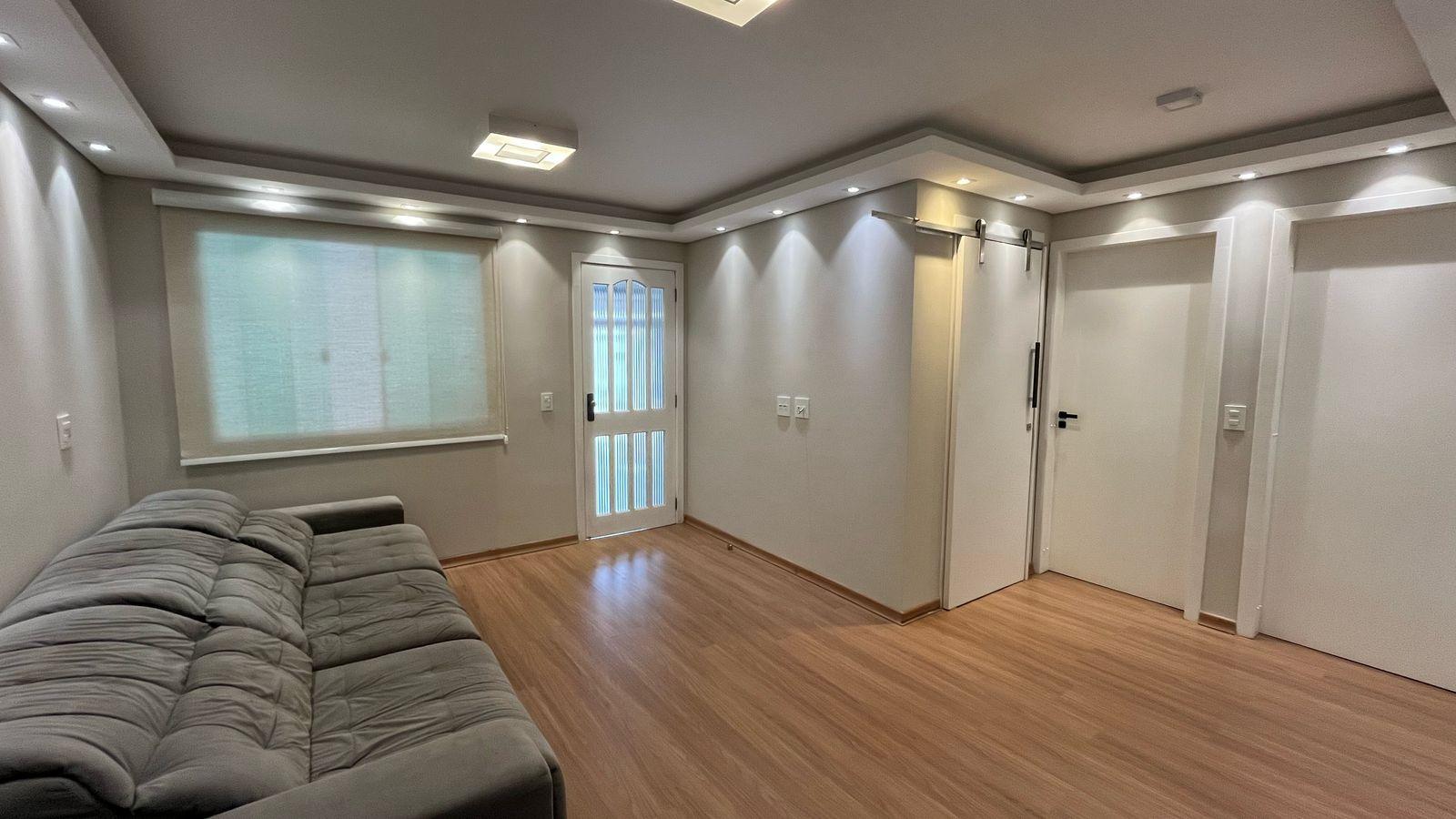 Casa com 03 quartos a venda - Fazendinha