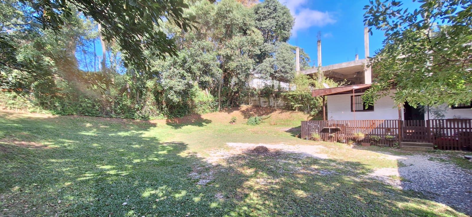 Terreno à Venda | Próximo ao Parque Barigui entre o Bigorrilho...