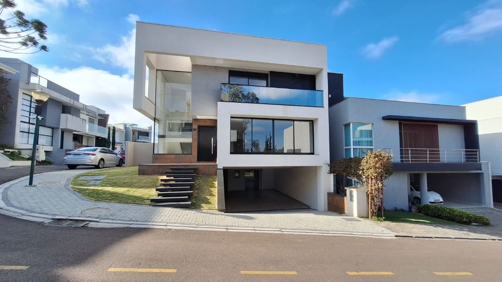 Casa em condôminio com 4 suítes à venda no Boa Vista - Curitib...