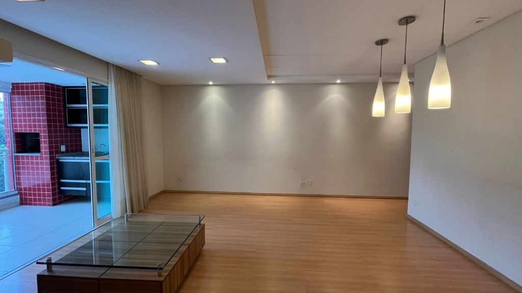 Apartamento com 3 quartos   1 suíte  , à venda - Campo Comprid...