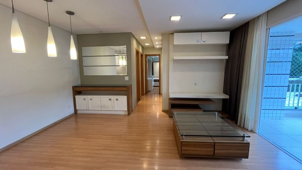 Apartamento com 3 quartos   1 suíte  , à venda - Campo Comprid...