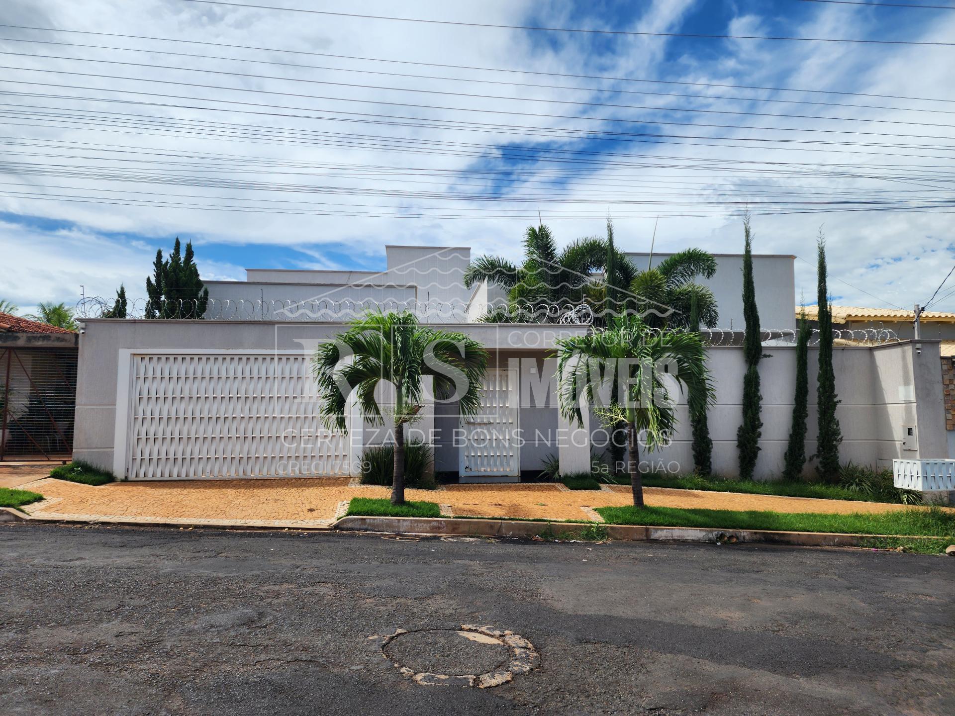 Casa à venda, CENTRO, GOIATUBA - GO